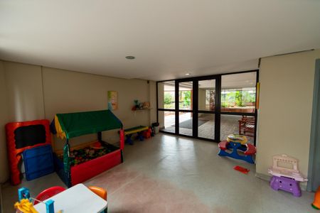 Apartamento à venda com 85m², 2 quartos e 2 vagasÁrea comum - Brinquedoteca