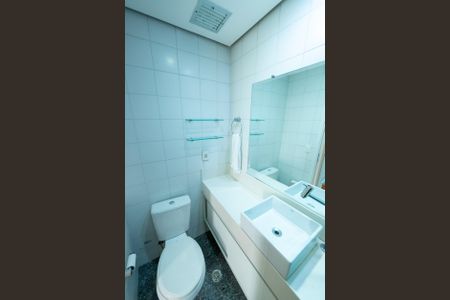 Apartamento à venda com 85m², 2 quartos e 2 vagasBanheiro Social