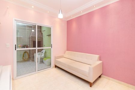 Casa de condomínio para alugar com 110m², 3 quartos e 1 vagaSala