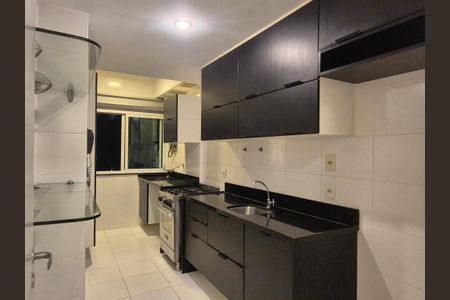 Apartamento para alugar com 83m², 3 quartos e 1 vagaCozinha 