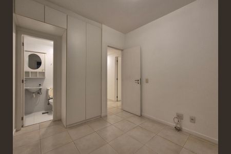 Apartamento para alugar com 83m², 3 quartos e 1 vagaSuite 