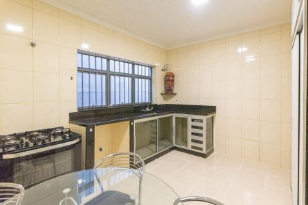 Casa para alugar com 250m², 4 quartos e 5 vagasCozinha