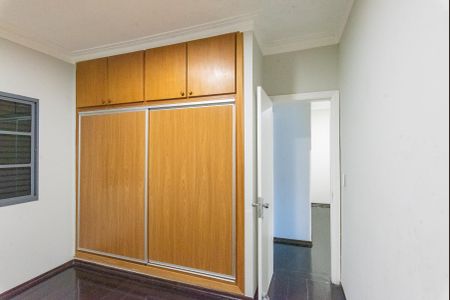 Casa para alugar com 250m², 4 quartos e 5 vagasQuarto 2