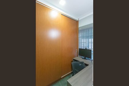 Casa para alugar com 250m², 4 quartos e 5 vagasQuarto de Serviço