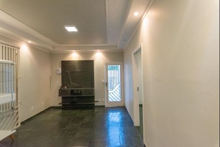 Casa para alugar com 250m², 4 quartos e 5 vagasSala