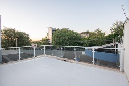 Casa para alugar com 250m², 4 quartos e 5 vagasQuarto 3 Varanda