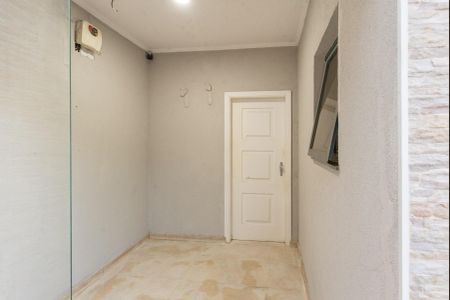 Casa para alugar com 250m², 4 quartos e 5 vagasQuintal