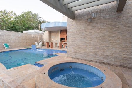 Casa para alugar com 250m², 4 quartos e 5 vagasQuintal