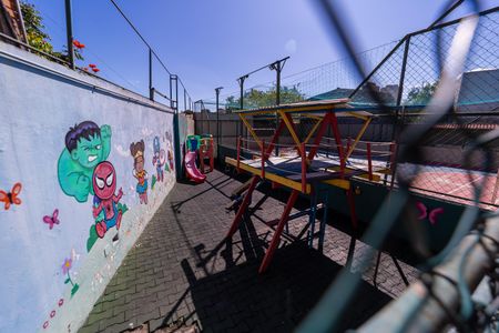 Apartamento à venda com 50m², 2 quartos e 1 vaga Apartamento à venda com 50m², 2 quartos e 1 vagaÁrea comum - Playground