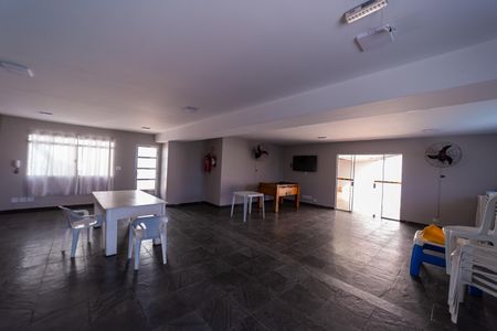 Apartamento à venda com 50m², 2 quartos e 1 vaga Apartamento à venda com 50m², 2 quartos e 1 vagaÁrea comum - Salão de festas