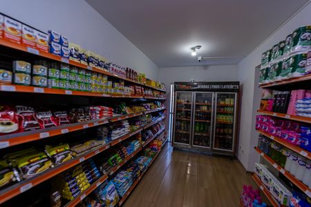 Apartamento à venda com 50m², 2 quartos e 1 vaga Apartamento à venda com 50m², 2 quartos e 1 vagaMini Mercado