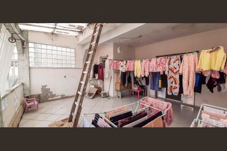 Casa à venda com 137m², 3 quartos e 2 vagasCasa 1 - Varanda da Suíte