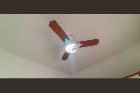 Casa à venda com 137m², 3 quartos e 2 vagasCasa 1 - Quarto