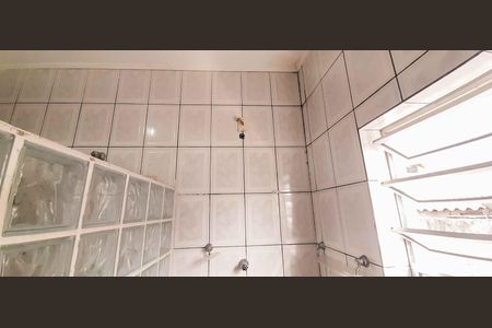 Casa à venda com 137m², 3 quartos e 2 vagasCasa 1 - Banheiro do Quarto