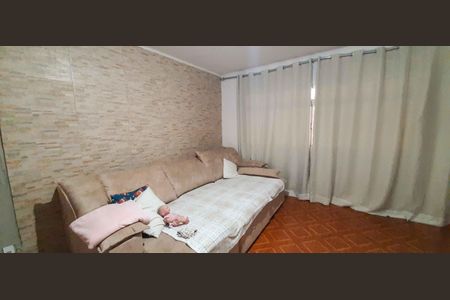 Casa à venda com 137m², 3 quartos e 2 vagasCasa 1 - Sala