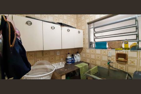 Casa à venda com 137m², 3 quartos e 2 vagasCasa 1 - Área de Serviço