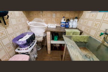 Casa à venda com 137m², 3 quartos e 2 vagasCasa 1 - Área de Serviço