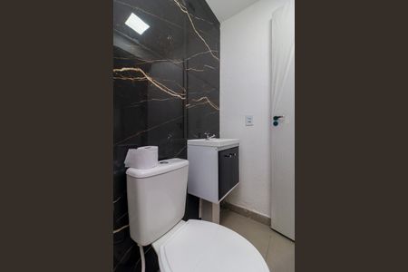 Apartamento para alugar com 37m², 2 quartos e sem vaga Apartamento para alugar com 37m², 2 quartos e sem vagaBanheiro