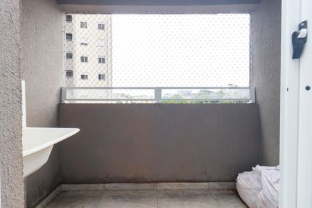 Apartamento para alugar com 37m², 2 quartos e sem vaga Apartamento para alugar com 37m², 2 quartos e sem vagaVaranda