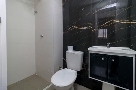 Apartamento para alugar com 37m², 2 quartos e sem vaga Apartamento para alugar com 37m², 2 quartos e sem vagaBanheiro