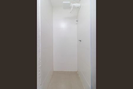 Apartamento para alugar com 37m², 2 quartos e sem vaga Apartamento para alugar com 37m², 2 quartos e sem vagaBanheiro