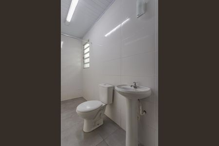 Casa à venda com 101m², 3 quartos e 1 vaga Casa à venda com 101m², 3 quartos e 1 vagaBanheiro