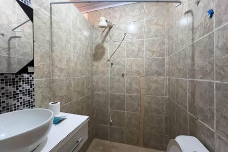 Casa para alugar com 40m², 2 quartos e sem vaga Casa para alugar com 40m², 2 quartos e sem vagaBanheiro Suíte