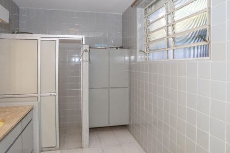 Casa à venda com 250m², 6 quartos e 2 vagas Casa à venda com 250m², 6 quartos e 2 vagasBanheiro da Suíte 1