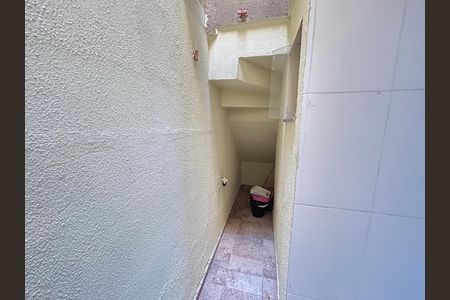 Área de Serviço de casa para alugar com 3 quartos, 80m² em Bento Ribeiro, Rio de Janeiro