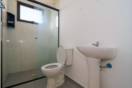 Apartamento para alugar com 72m², 2 quartos e 1 vaga Apartamento para alugar com 72m², 2 quartos e 1 vagaBanheiro da Suíte