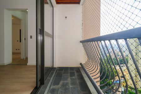 Apartamento para alugar com 72m², 2 quartos e 1 vaga Apartamento para alugar com 72m², 2 quartos e 1 vagaVaranda da Sala