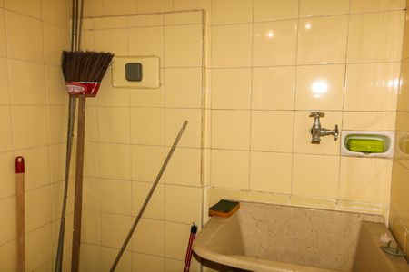 Apartamento à venda com 53m², 2 quartos e 1 vagaBanheiro de serviço