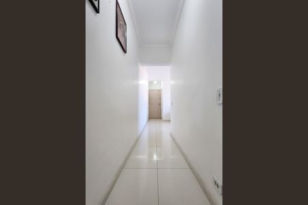 Apartamento à venda com 61m², 2 quartos e 1 vaga Apartamento à venda com 61m², 2 quartos e 1 vagaCorredor