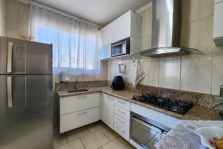 Apartamento à venda com 61m², 2 quartos e 1 vaga Apartamento à venda com 61m², 2 quartos e 1 vagaCozinha