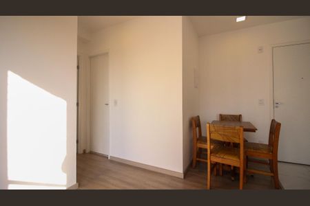 Apartamento à venda com 40m², 2 quartos e 1 vaga Apartamento à venda com 40m², 2 quartos e 1 vagaSala