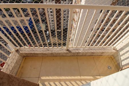 Apartamento à venda com 40m², 2 quartos e 1 vaga Apartamento à venda com 40m², 2 quartos e 1 vagaSacada