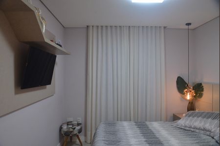Apartamento à venda com 70m², 2 quartos e 2 vagasQuarto Suíte