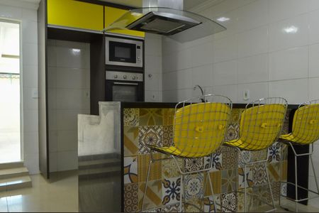 Casa de condomínio à venda com 100m², 1 quarto e 2 vagasCozinha 