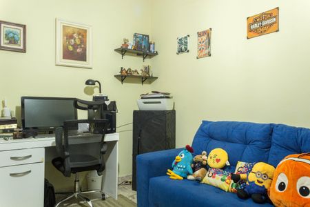 Casa à venda com 61m², 2 quartos e 2 vagasQuarto 2