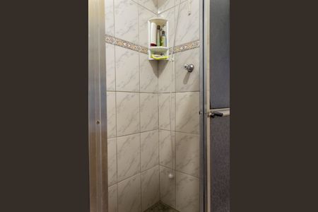 Casa à venda com 61m², 2 quartos e 2 vagasBanheiro