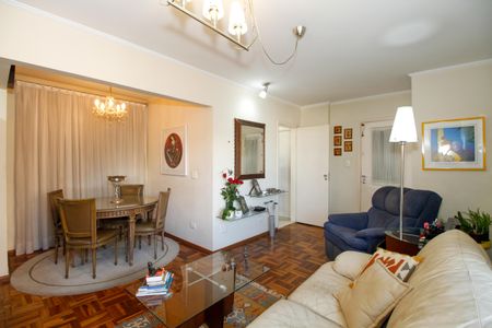 Apartamento à venda com 71m², 2 quartos e 1 vagaSala 