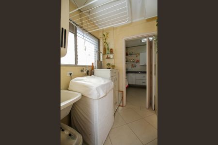 Apartamento à venda com 71m², 2 quartos e 1 vagaÁrea de Serviço