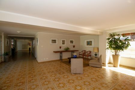 Apartamento à venda com 71m², 2 quartos e 1 vagaHall Social