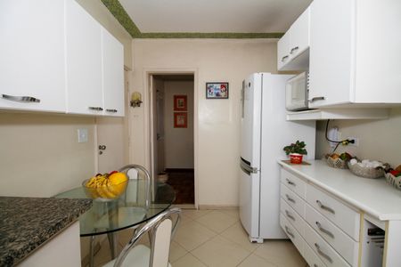 Apartamento à venda com 71m², 2 quartos e 1 vagaCozinha