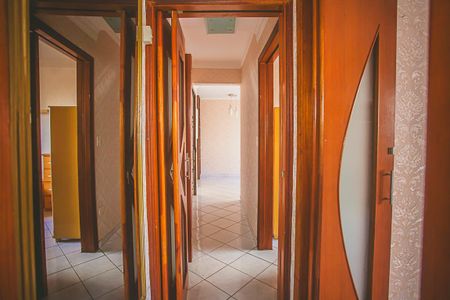 Apartamento à venda com 73m², 2 quartos e 1 vagaCorredor - Quartos