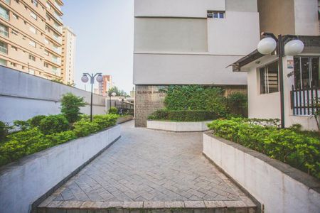 Apartamento à venda com 73m², 2 quartos e 1 vagaFachada