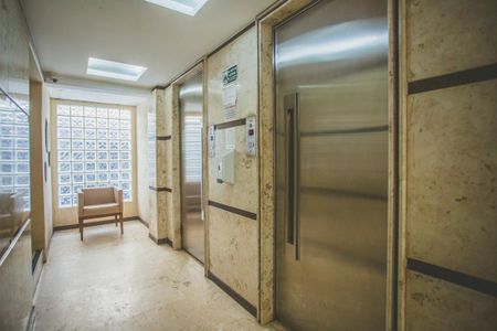 Apartamento à venda com 73m², 2 quartos e 1 vagaHall social