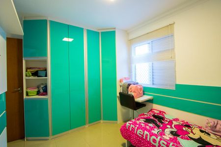 Apartamento para alugar com 89m², 3 quartos e 2 vagasQuarto 2