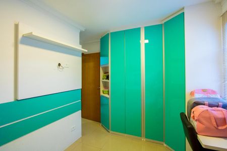 Apartamento para alugar com 89m², 3 quartos e 2 vagasQuarto 2