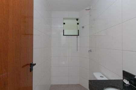 Apartamento à venda com 43m², 2 quartos e sem vaga Apartamento à venda com 43m², 2 quartos e sem vagaBanheiro